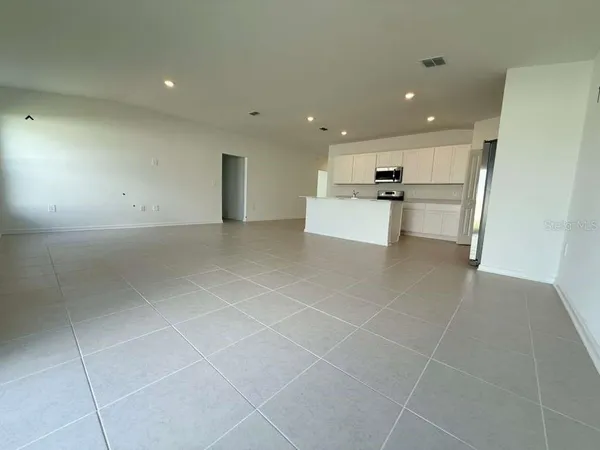 $2,200 | 355 Artemis St Lake, Lake Wales, FL 33853