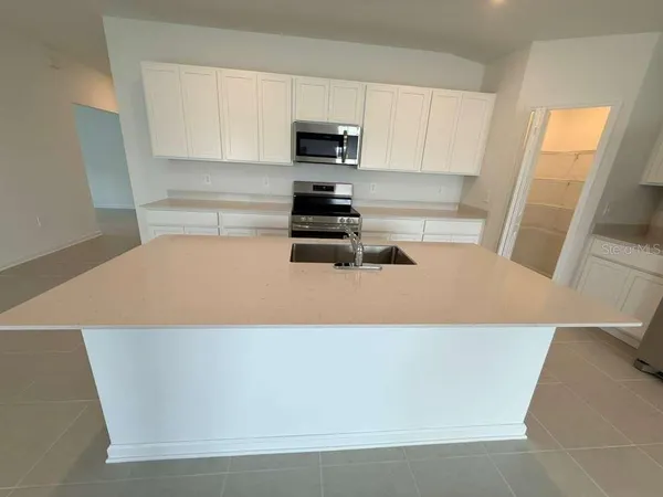 $2,200 | 355 Artemis St Lake, Lake Wales, FL 33853