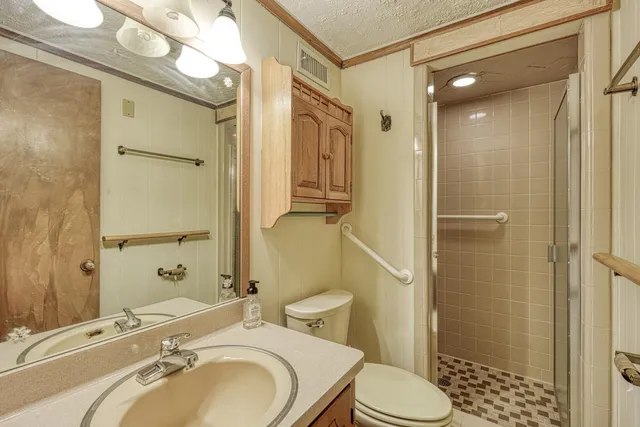 $240,000 | 808 Cecelia Drive, Boiling Springs, SC 29316