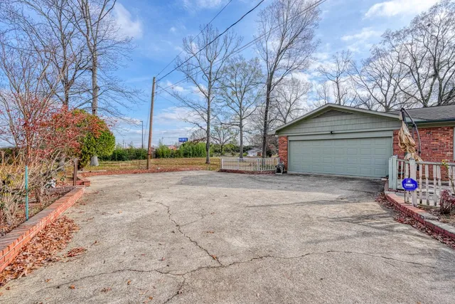 $240,000 | 808 Cecelia Drive, Boiling Springs, SC 29316