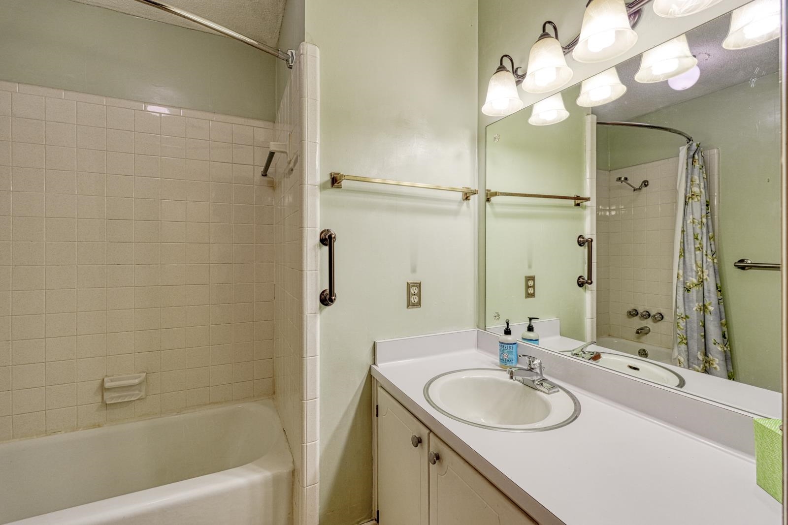 808 Cecelia Drive Boiling Springs, SC 29316 - Photo 6 of 48