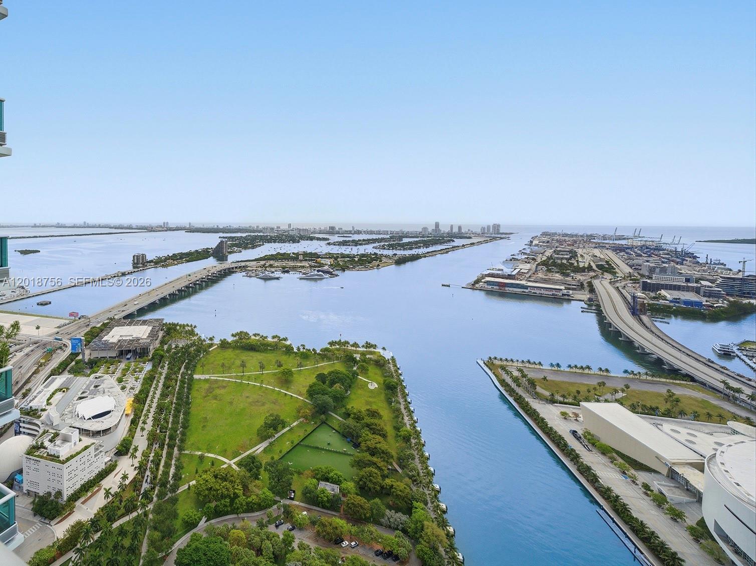 900 Biscayne Boulevard, Unit 5602 Miami, FL 33132 - Photo 1 of 38