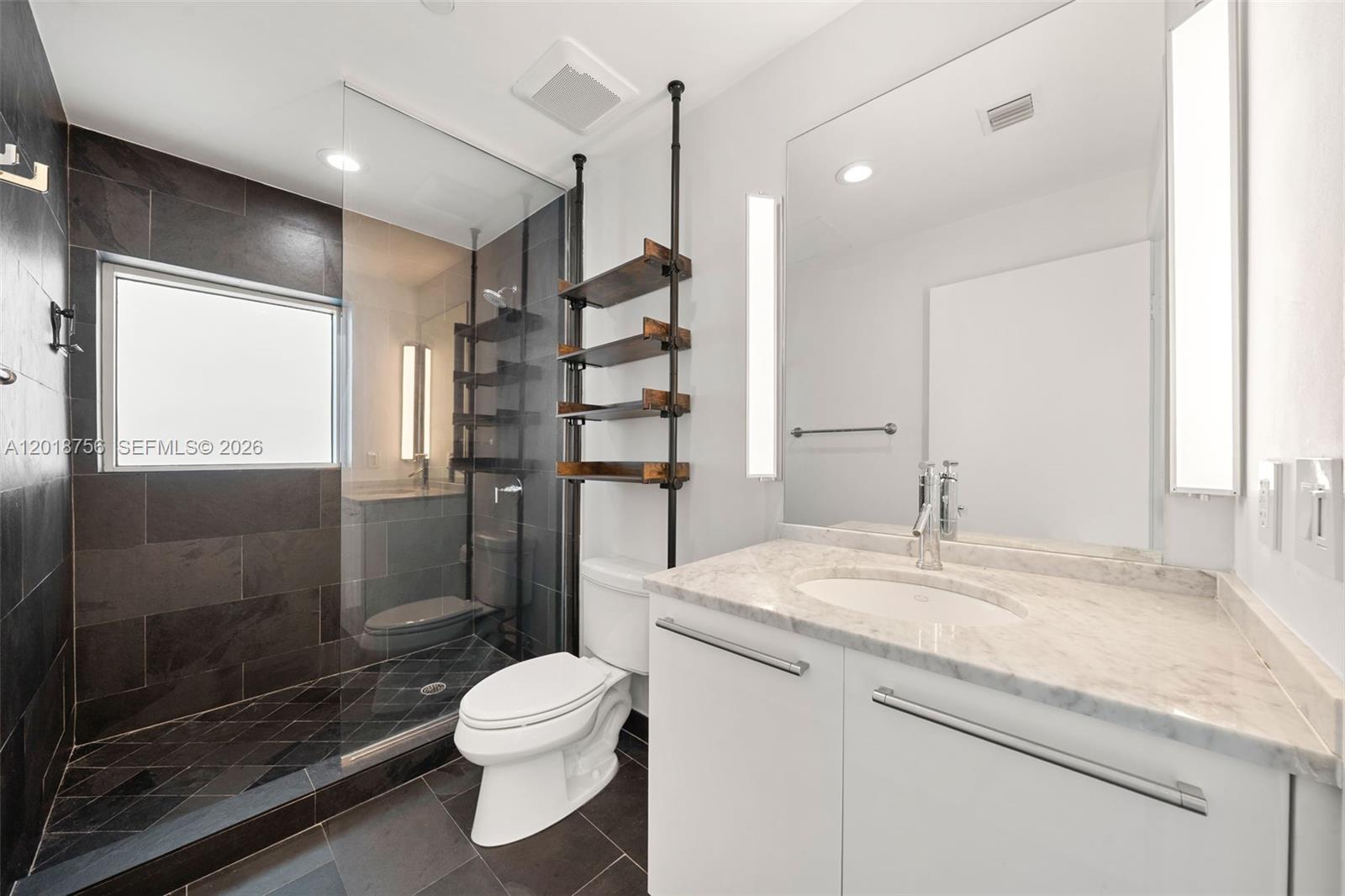900 Biscayne Boulevard, Unit 5602 Miami, FL 33132 - Photo 21 of 38