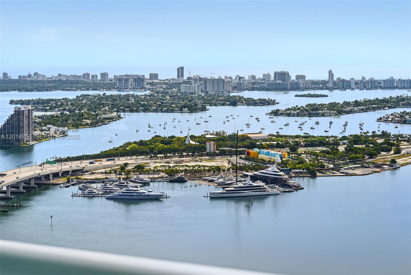 900 Biscayne Boulevard, Unit 5602 Miami, FL 33132 - Photo 23 of 38