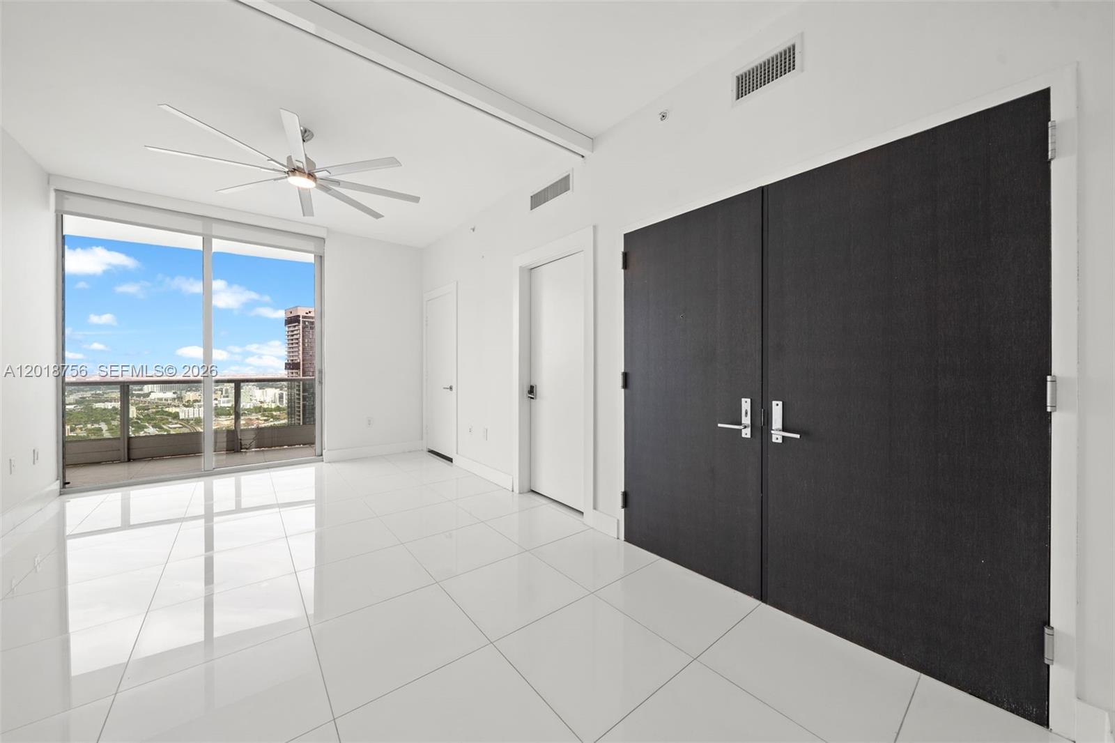 900 Biscayne Boulevard, Unit 5602 Miami, FL 33132 - Photo 24 of 38
