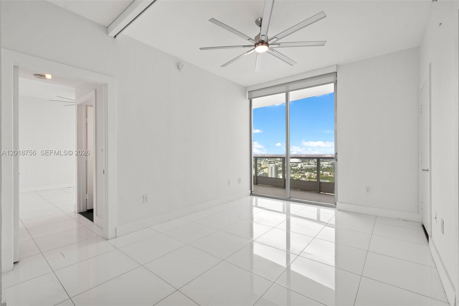 900 Biscayne Boulevard, Unit 5602 Miami, FL 33132 - Photo 25 of 38