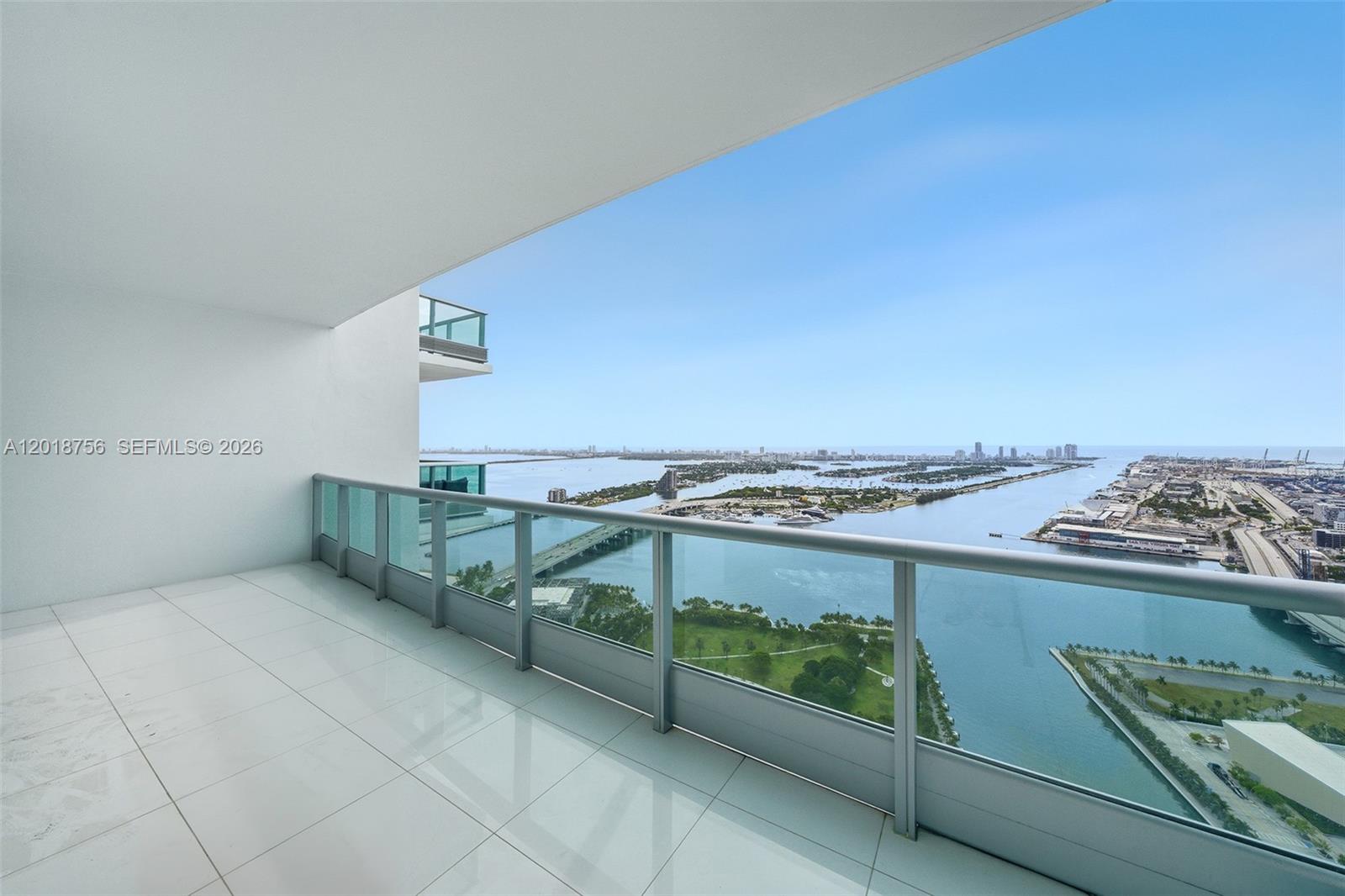 900 Biscayne Boulevard, Unit 5602 Miami, FL 33132 - Photo 7 of 38
