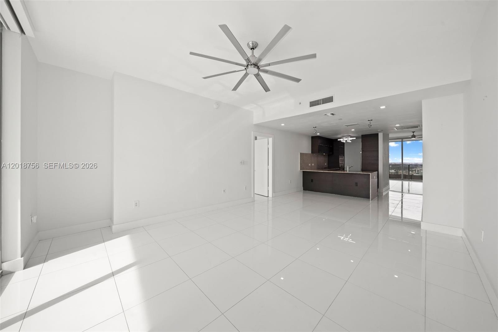 900 Biscayne Boulevard, Unit 5602 Miami, FL 33132 - Photo 9 of 38