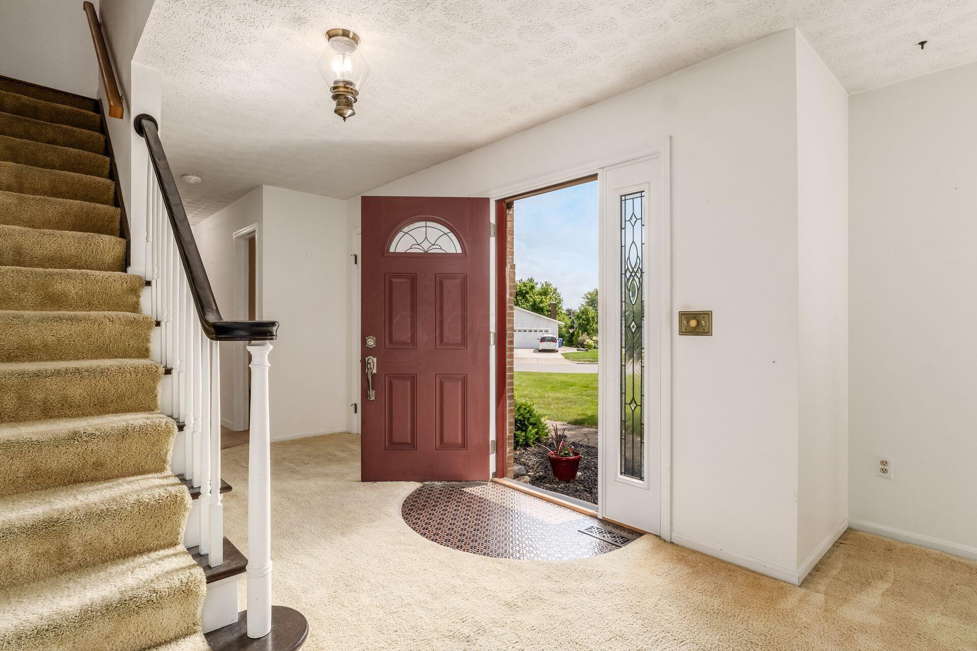 798 Riva Ridge Boulevard Gahanna, OH 43230 - Photo 7 of 49 007_lvd Columbus OH 43230 USA