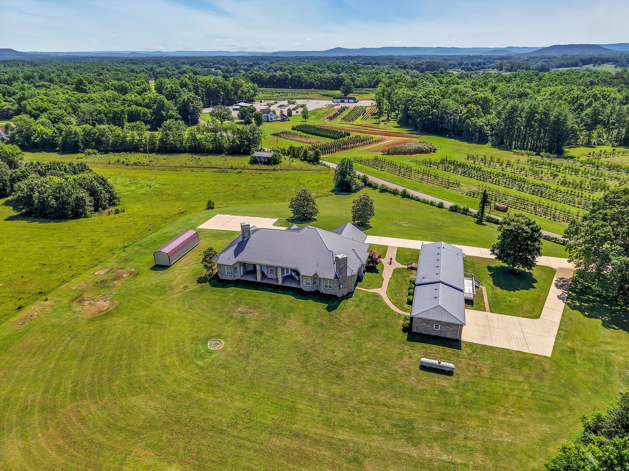 555 Randall Hitchcock Road Rock Island, TN 38581 - Photo 4 of 100