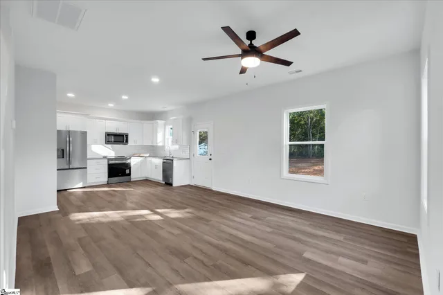 $278,995 | 1129 Old Spartanburg Highway, Wellford, SC 29365