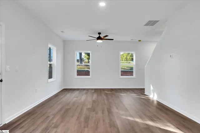 $278,995 | 1129 Old Spartanburg Highway, Wellford, SC 29365