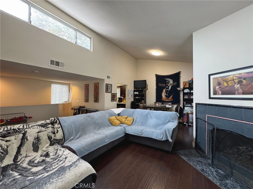 9382 Shadowood Drive Montclair, CA 91763 - Photo 4 of 12