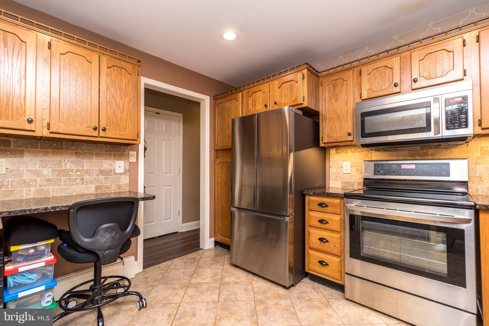 1605 North Valley Road Pottstown, PA 19464 - Photo 26 of 49 Kitchen