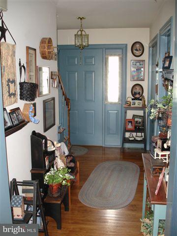 2488 Raleigh Drive Lancaster, PA 17601 - Photo 3 of 14 Gallery Image 3