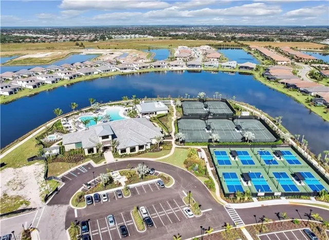 $4,150 | 15257 Zeno Way, Unit 202, Naples, FL 34114