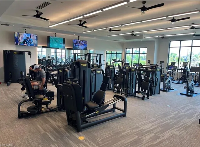 $4,150 | 15257 Zeno Way, Unit 202, Naples, FL 34114