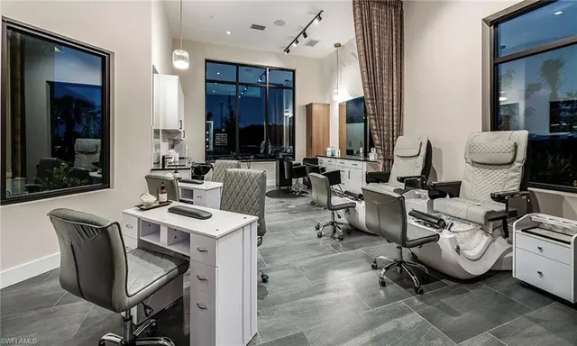 $4,150 | 15257 Zeno Way, Unit 202, Naples, FL 34114