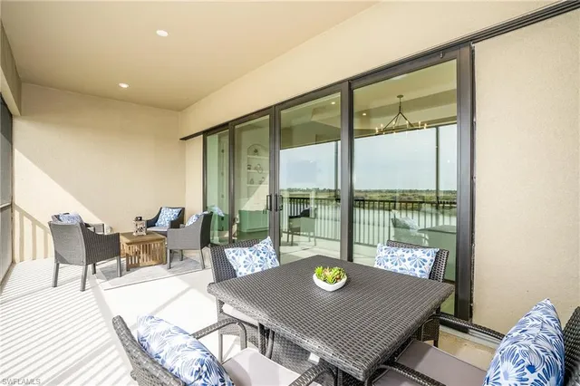 $4,150 | 15257 Zeno Way, Unit 202, Naples, FL 34114