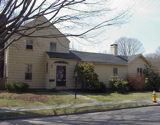 410 South Benson Road Fairfield, CT 06824 - Photo 1 of 1 a view of a house with a garden