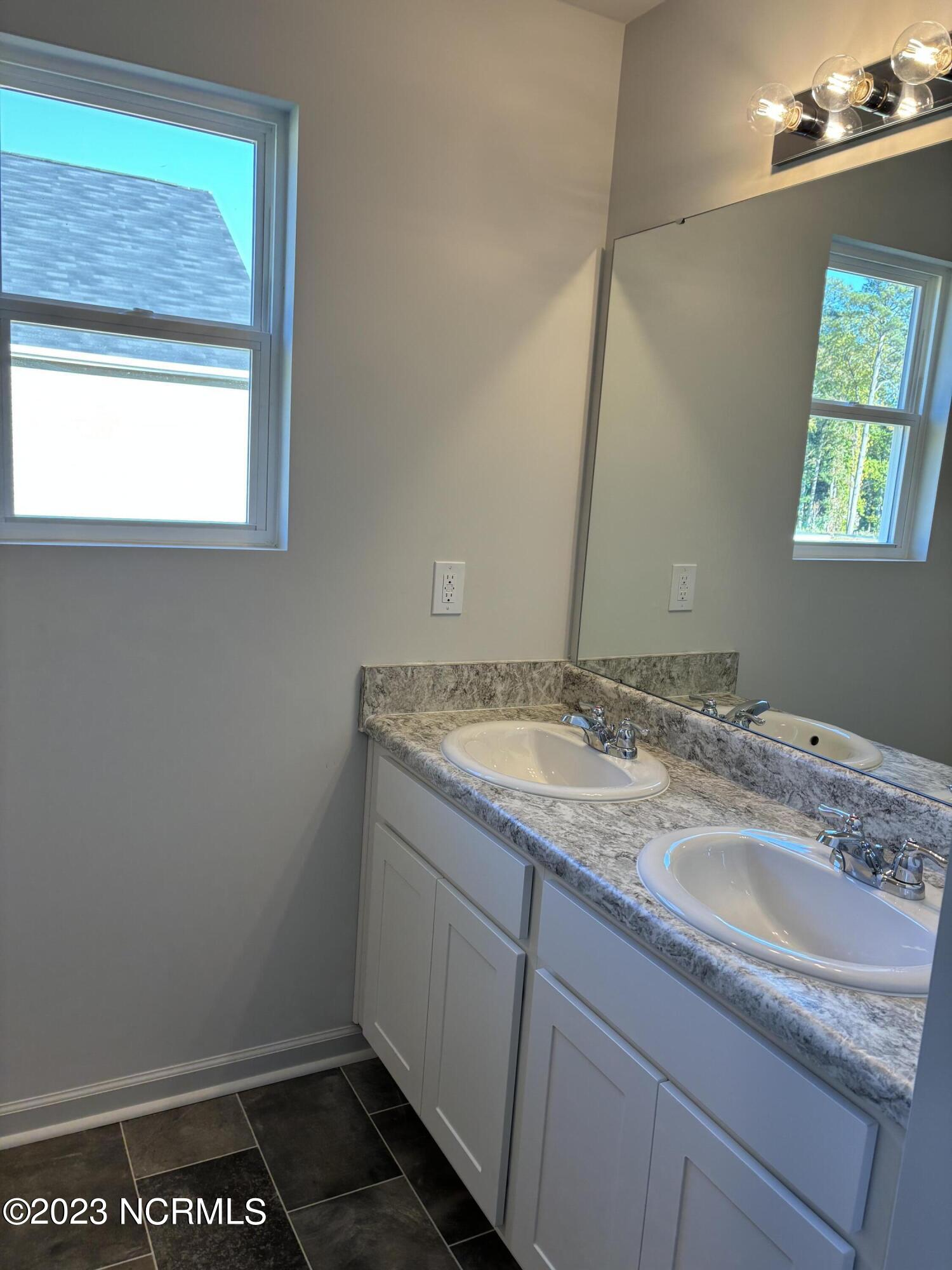 344 Riley Way Spring Hope, NC 27882 - Photo 20 of 34 Guest Bath