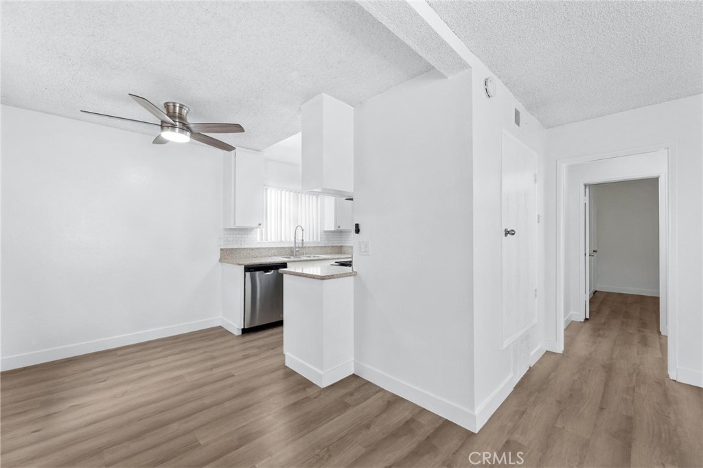 223 Shell Street Manhattan Beach, CA 90266 - Photo 27 of 39