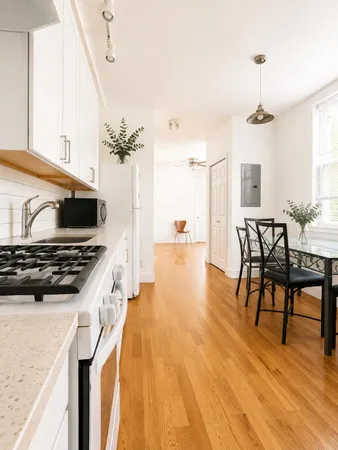 $1,900 | 105 Old Bergen Road, Unit 3, Jersey City, NJ 07305