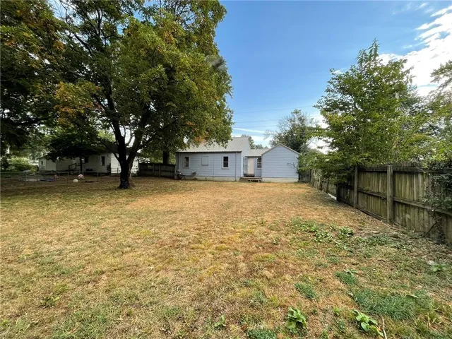 $92,500 | 209 East Kentucky Street, Windsor, MO 65360