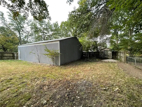 $92,500 | 209 East Kentucky Street, Windsor, MO 65360