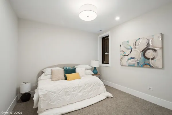 $1,250,000 | 2720 North Ashland Avenue, Unit 1N, Chicago, IL 60614