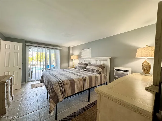 $1,299,000 | 320 Lazy Way, Fort Myers Beach, FL 33931