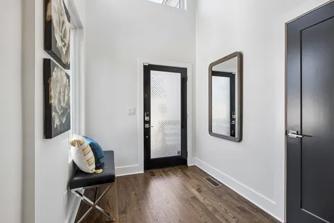 $885,000 | 2320 Dalebrook Court, Nashville, TN 37206
