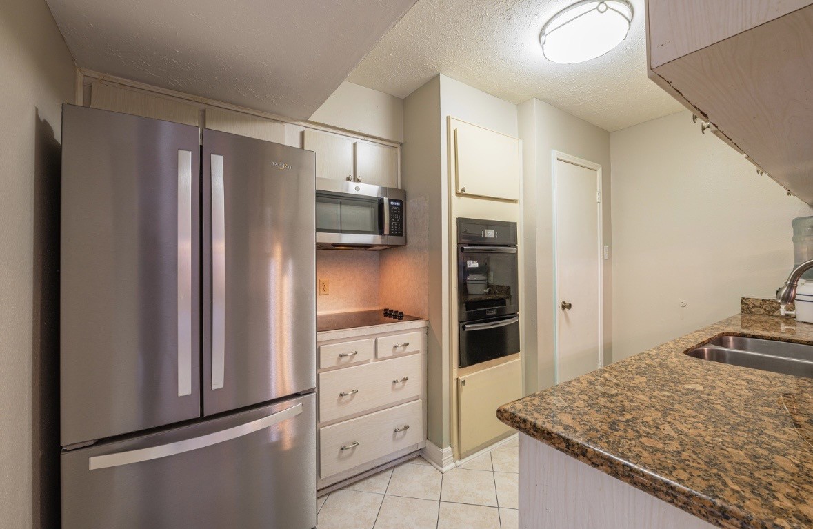 11623 Sabo Road Houston, TX 77089 - Photo 11 of 26