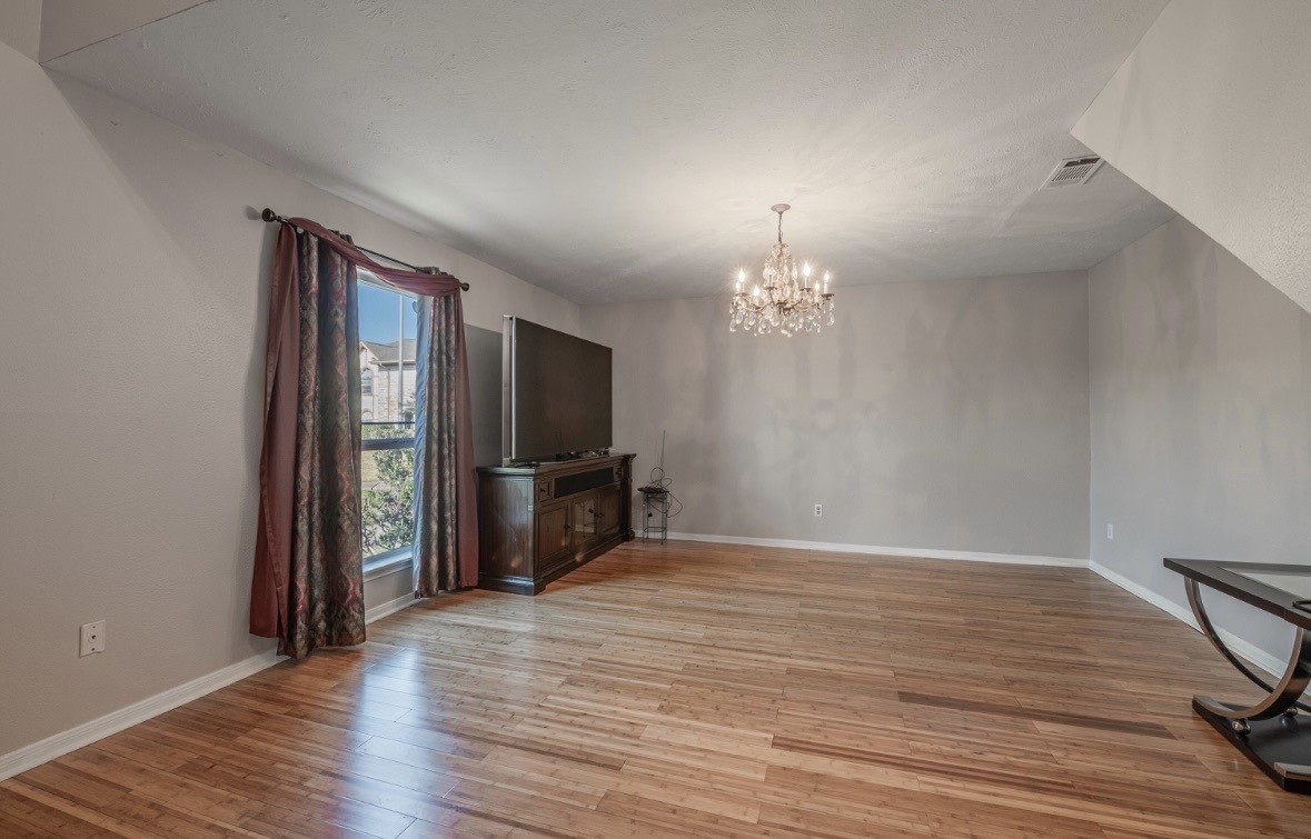 11623 Sabo Road Houston, TX 77089 - Photo 4 of 26