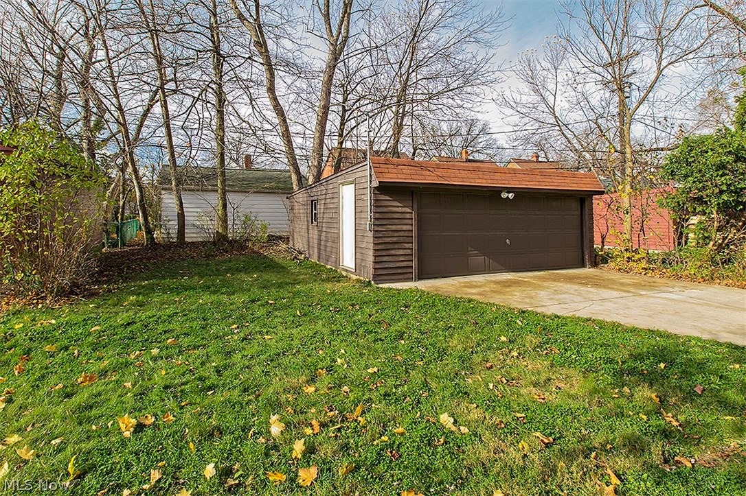 2336 Canterbury Road Cleveland, OH 44118 - Photo 23 of 25