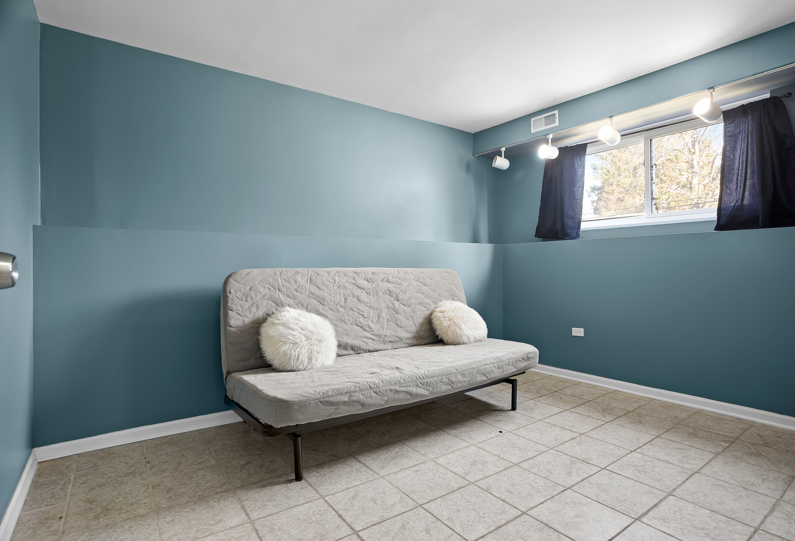 206 Seabury Road Bolingbrook, IL 60440 - Photo 11 of 16 a living room with furniture and a window