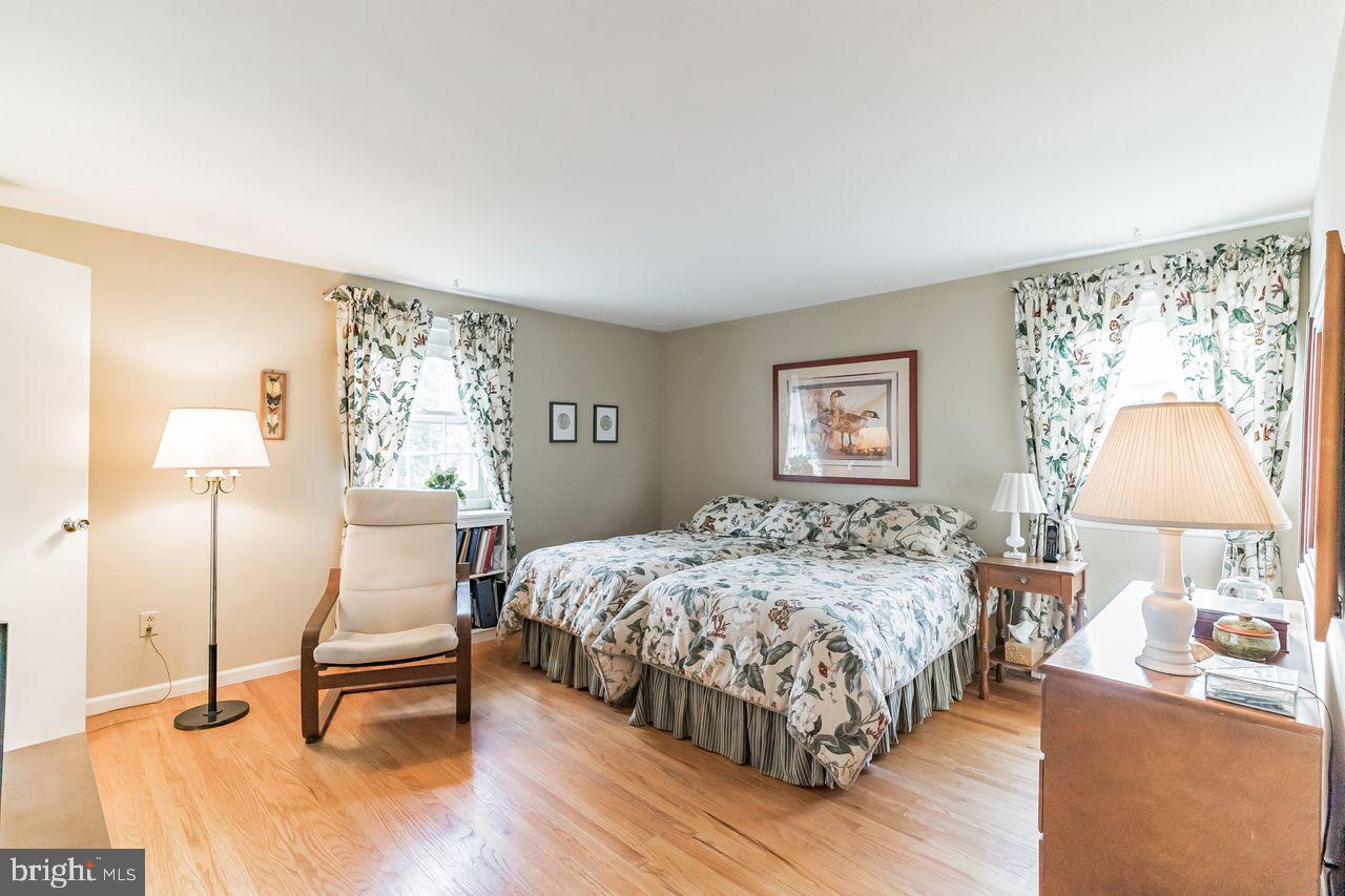 237 Hedgeman Road Moorestown, NJ 08057 - Photo 21 of 26 Gallery Image 21