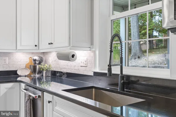 $1,100,000 | 6724 Accipiter Drive, New Market, MD 21774