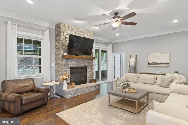 $1,100,000 | 6724 Accipiter Drive, New Market, MD 21774
