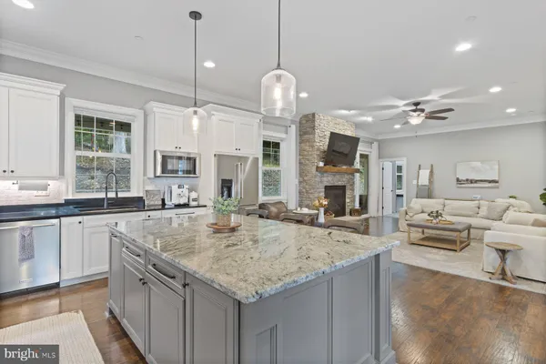 $1,100,000 | 6724 Accipiter Drive, New Market, MD 21774