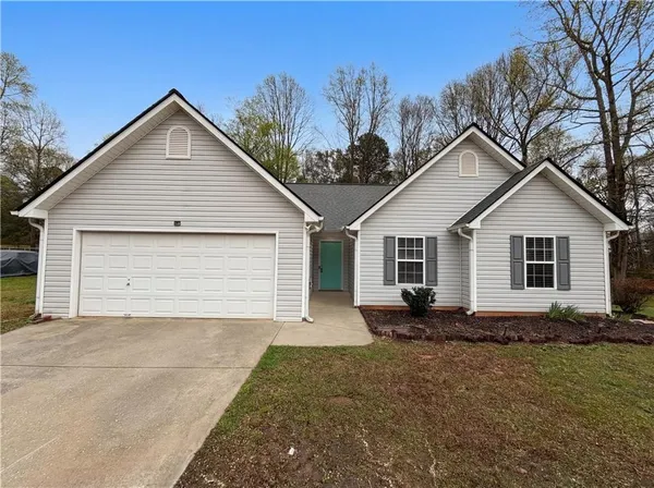 $300,000 | 42 Edgefield Drive, Commerce, GA 30529
