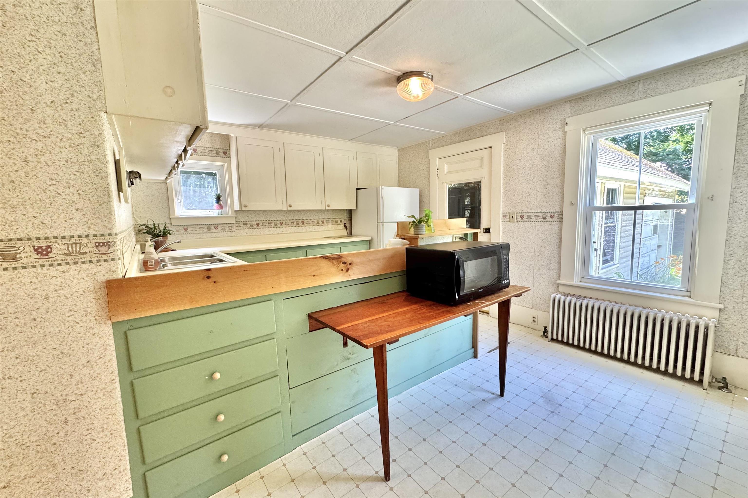 42 South Main Street Brookline, NH 03033 - Photo 17 of 43