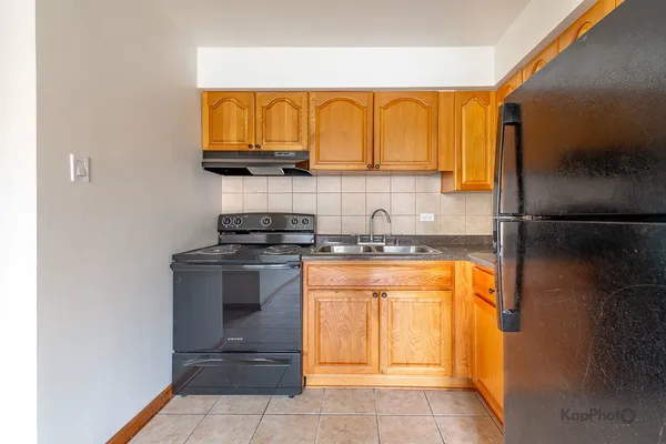 $135,000 | 6914 West 65th Street, Unit 7, Chicago, IL 60638