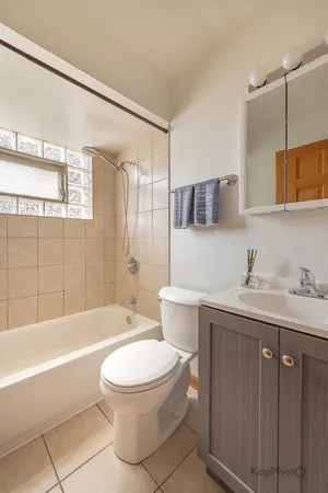 $135,000 | 6914 West 65th Street, Unit 7, Chicago, IL 60638