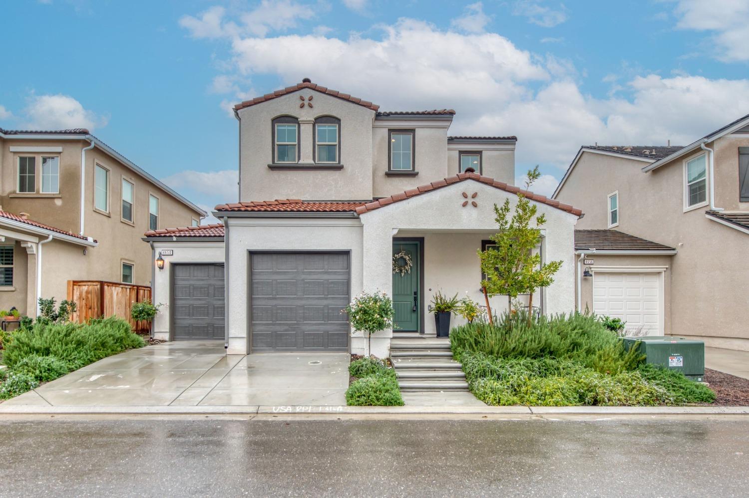 4650 Twin Oaks Road Madera, CA 93636 - Photo 1 of 36 Gallery Image 1