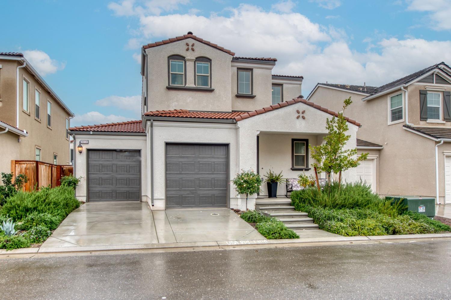 4650 Twin Oaks Road Madera, CA 93636 - Photo 2 of 36 Gallery Image 2