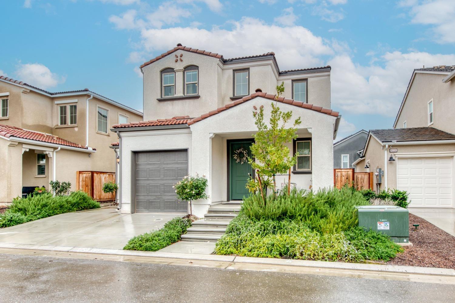 4650 Twin Oaks Road Madera, CA 93636 - Photo 3 of 36 Gallery Image 3