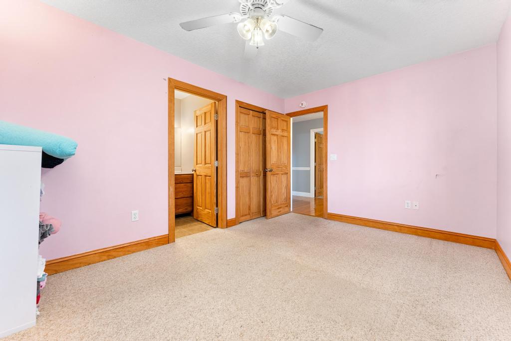 233 Chestnut Drive Westminster, SC 29693 - Photo 27 of 45