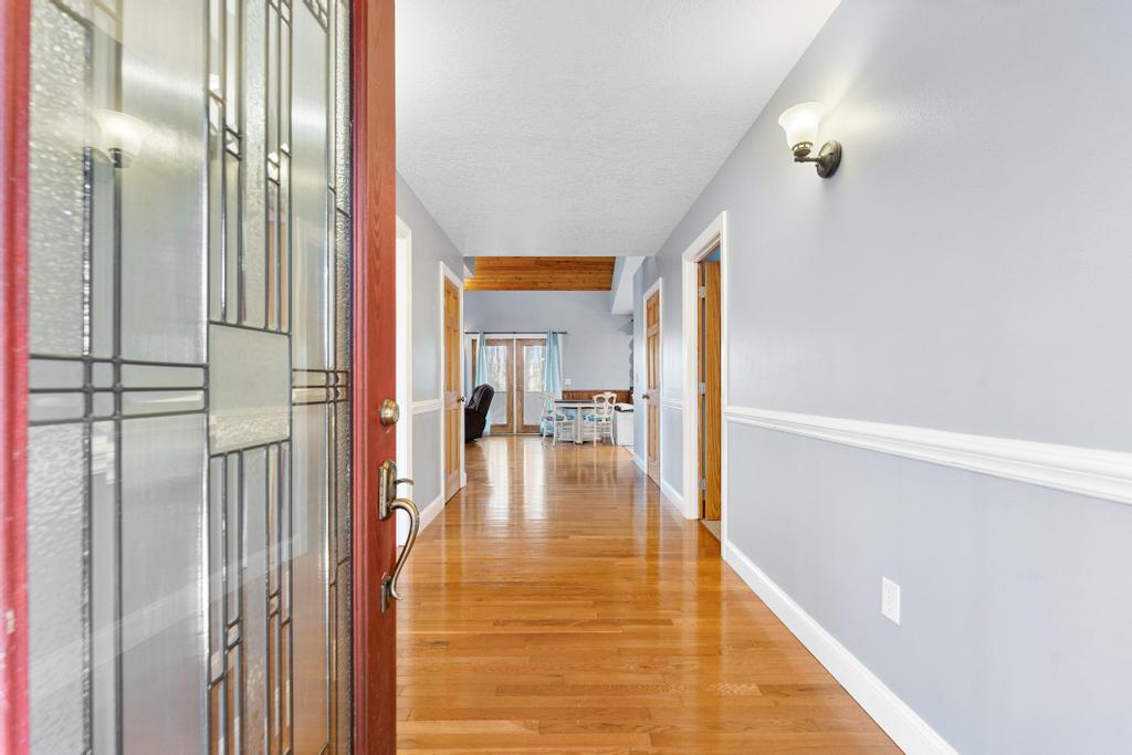 233 Chestnut Drive Westminster, SC 29693 - Photo 5 of 45