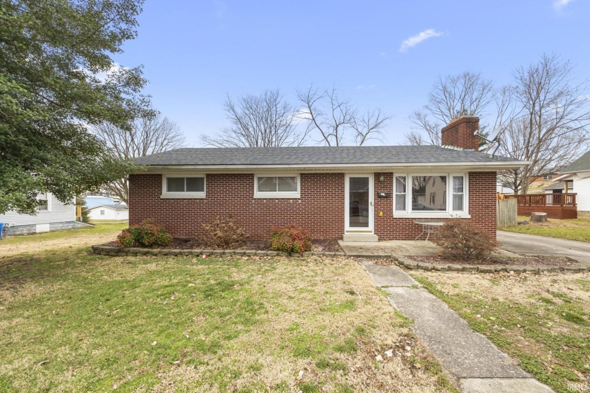 1609 Jackson Street Jasper, IN 47546 - Photo 1 of 36